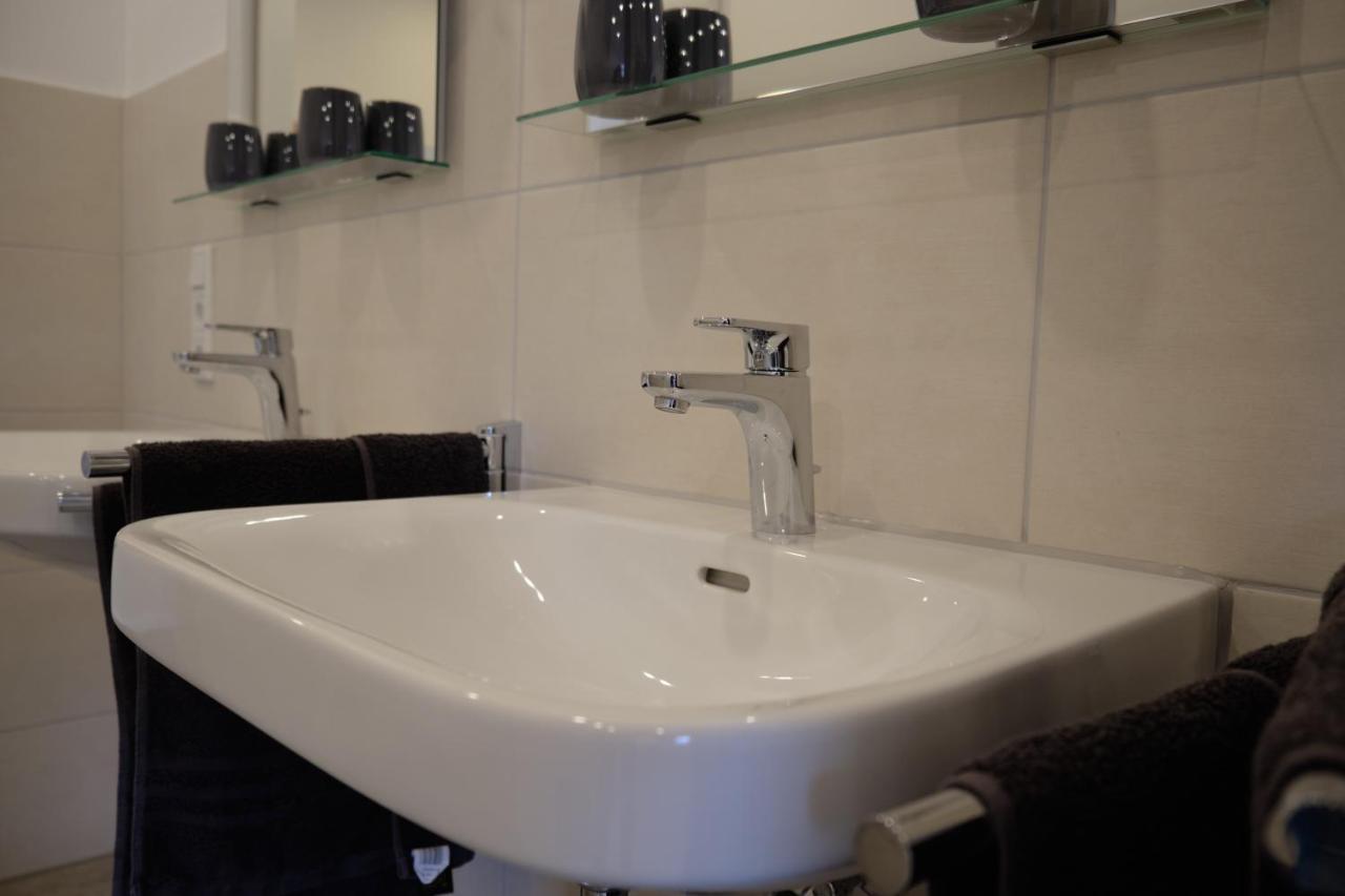 Ferienwohnung Schwarting Wiefelstede ภายนอก รูปภาพ