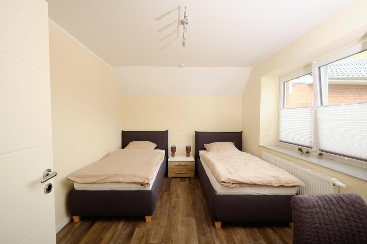 Ferienwohnung Schwarting Wiefelstede ภายนอก รูปภาพ
