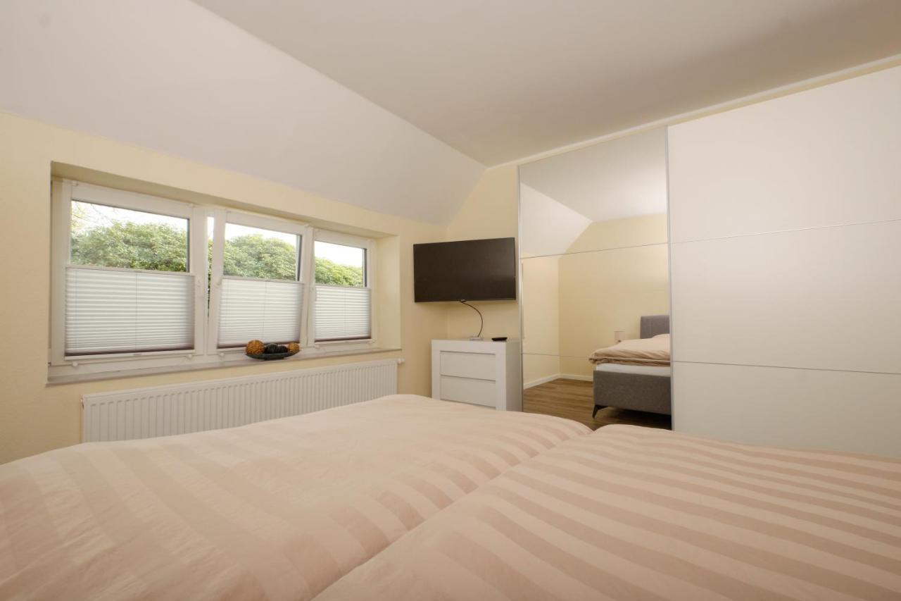 Ferienwohnung Schwarting Wiefelstede ภายนอก รูปภาพ