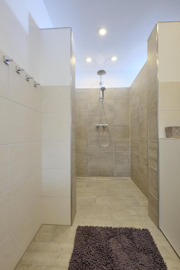 Ferienwohnung Schwarting Wiefelstede ภายนอก รูปภาพ